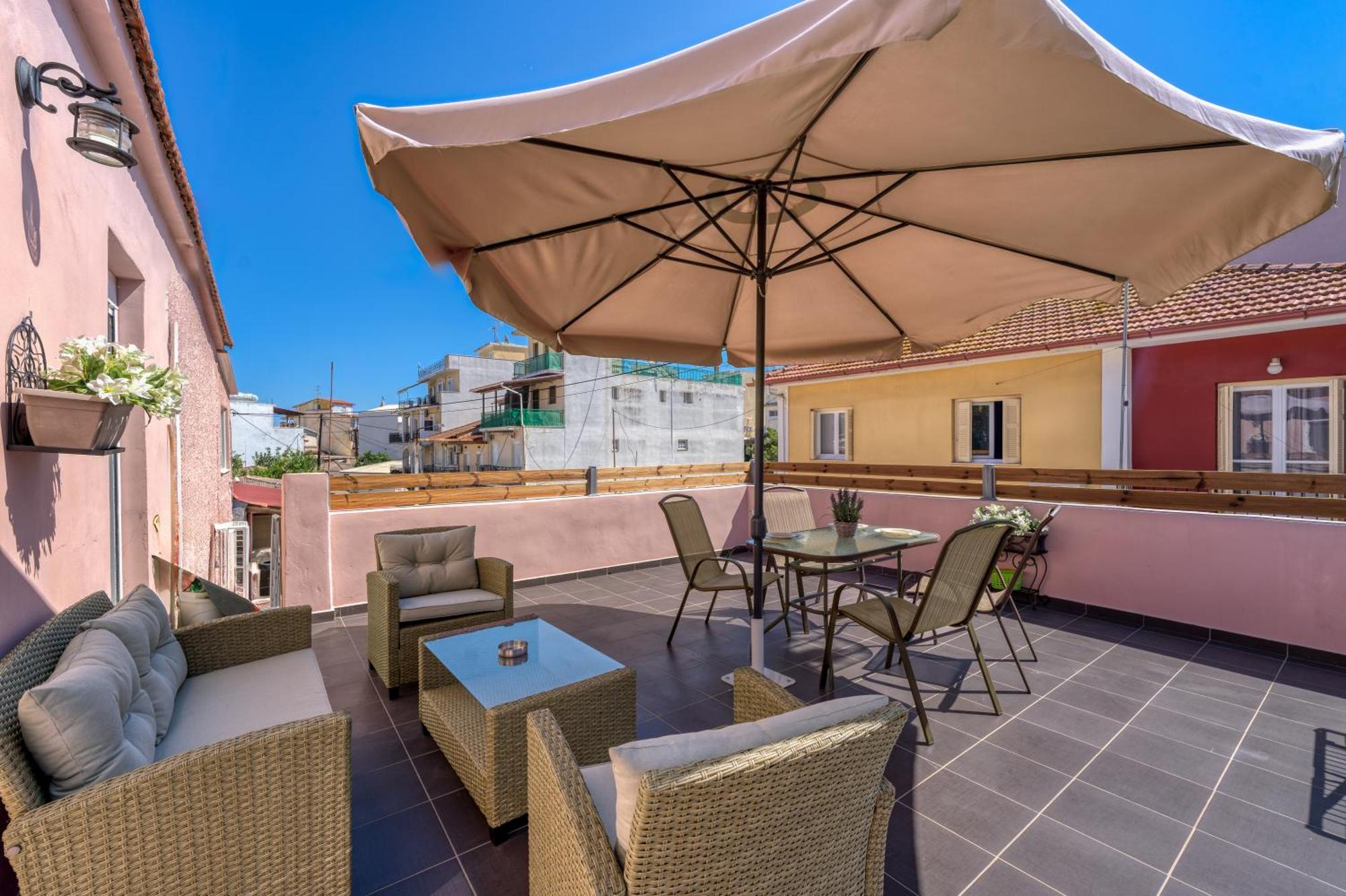 Dennis City Center Elegant Apartment Zakynthos Exterior foto